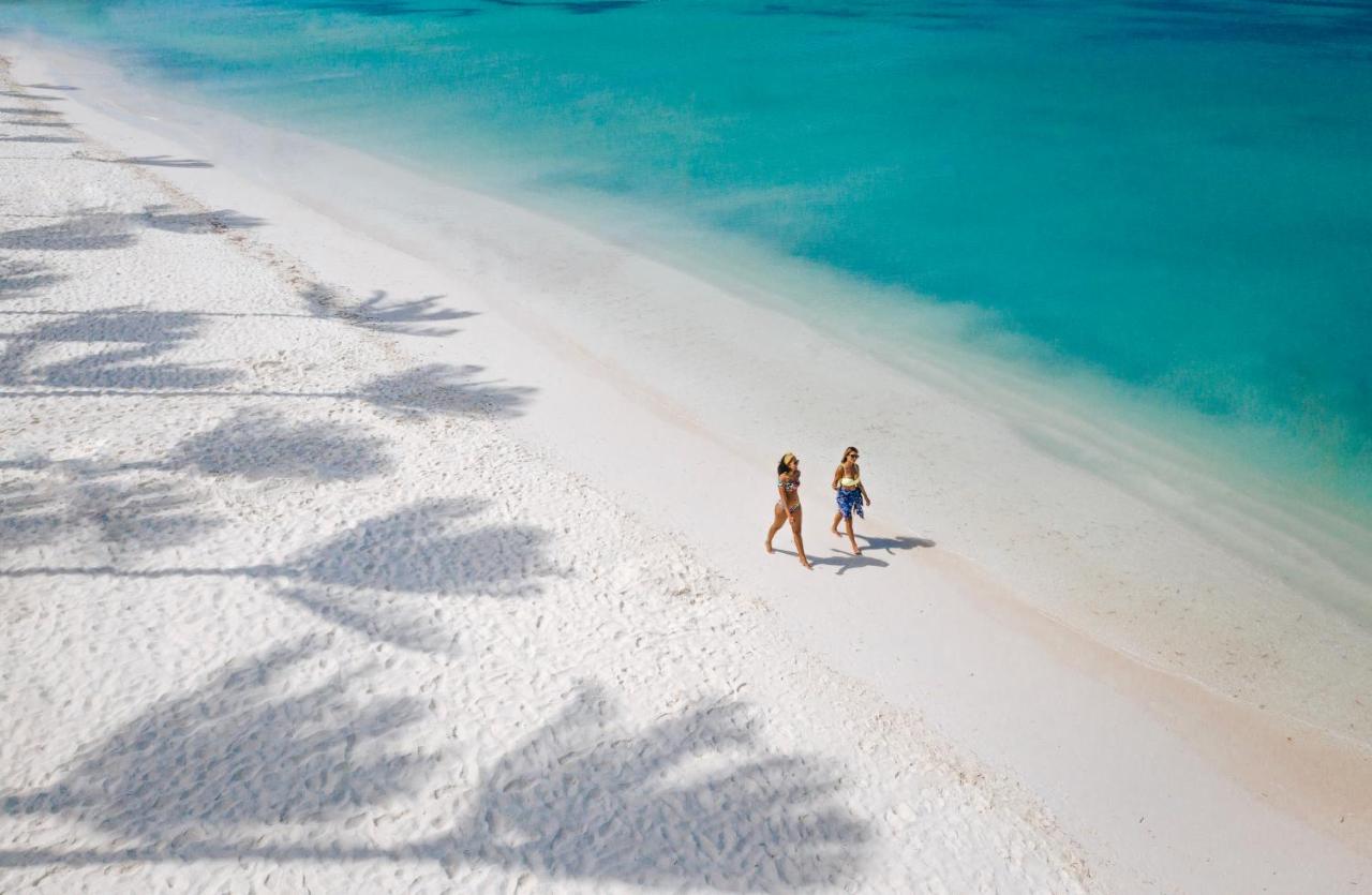Holiday Inn Resort Aruba - Beach Resort & Casino, an IHG Hotel photo