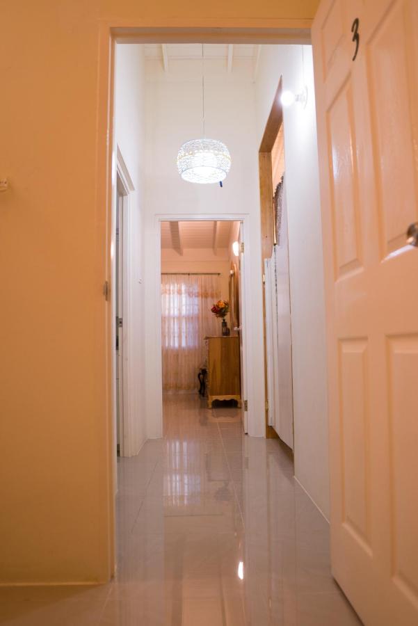 Sweet Holiday Haven - 2