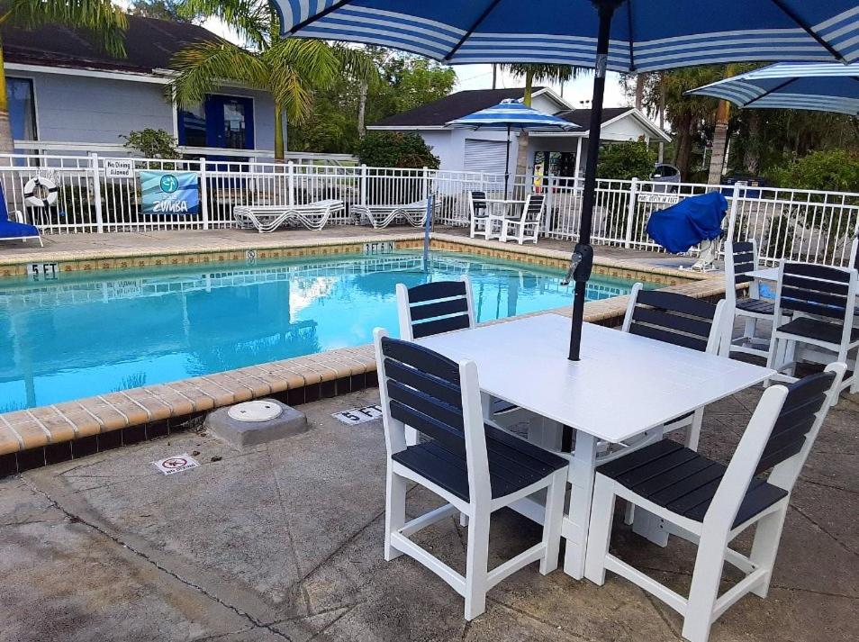 La Belle Motel — photo 23