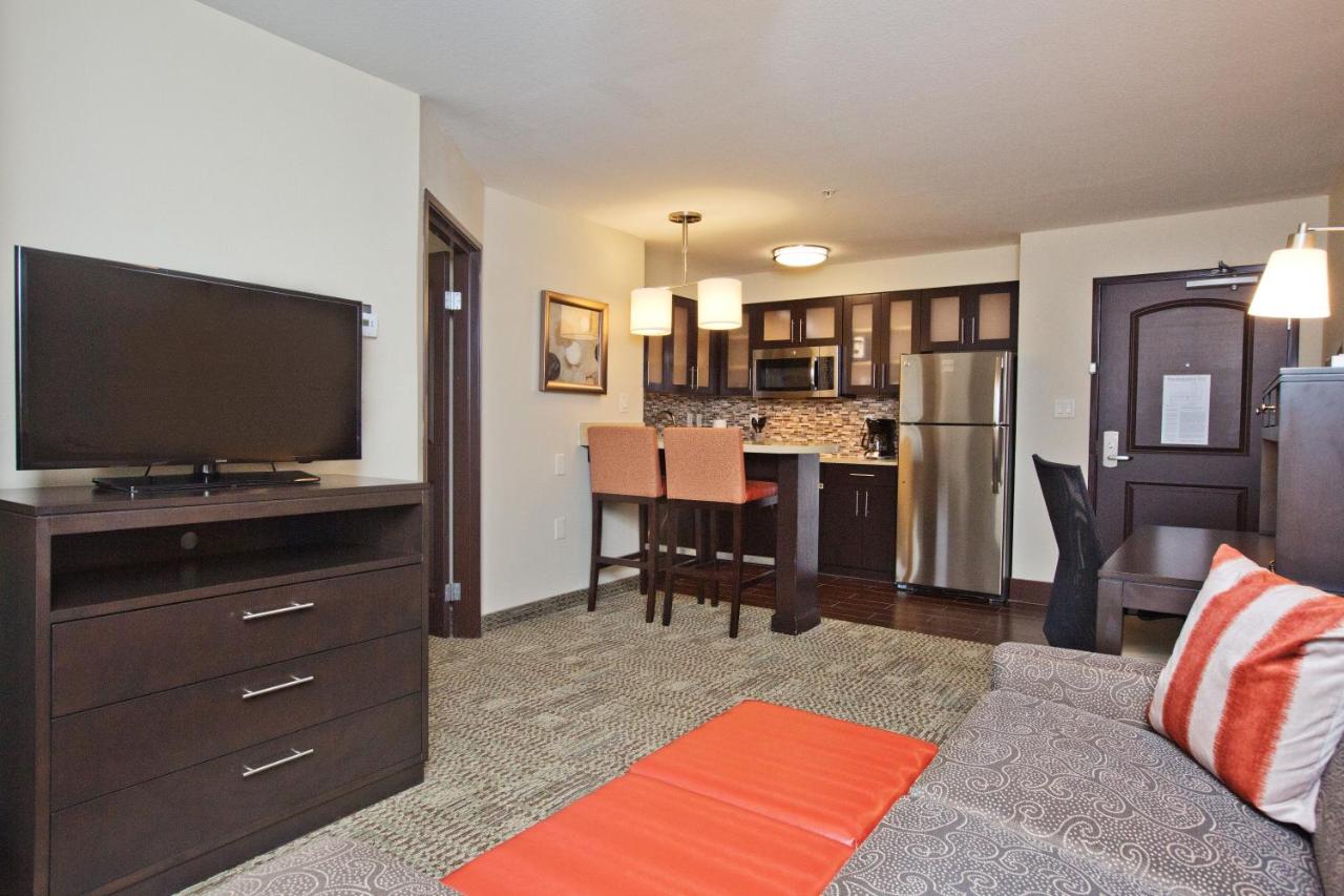 Staybridge Suites Austin South Interstate Hwy 35 by IHG - 4