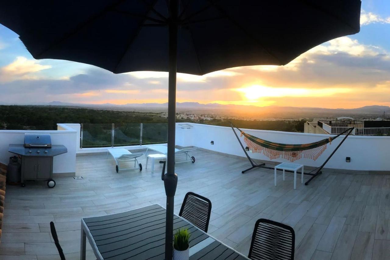 Casa Rooftop with amazing views (Wifi, BBQ, A/C), Puerto ...
