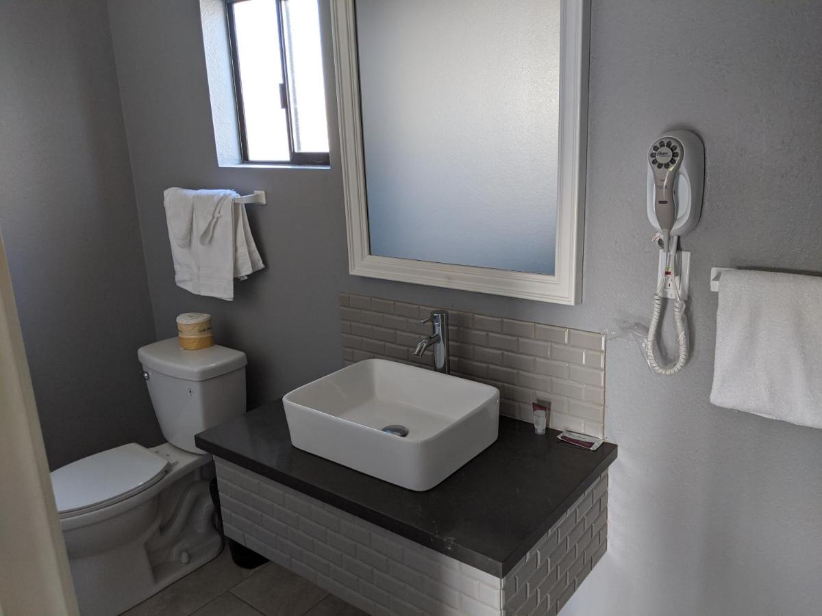 Budget Inn of Lodi — photo 11