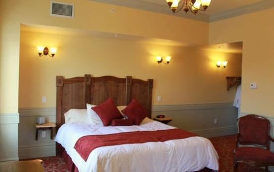 Windsor Hotel & Restaurant — photo 13
