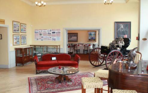 Windsor Hotel & Restaurant — photo 9