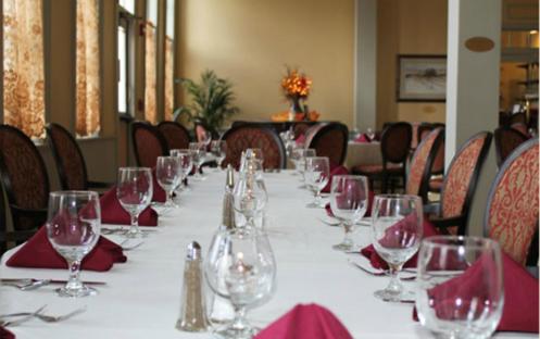 Windsor Hotel & Restaurant — photo 8