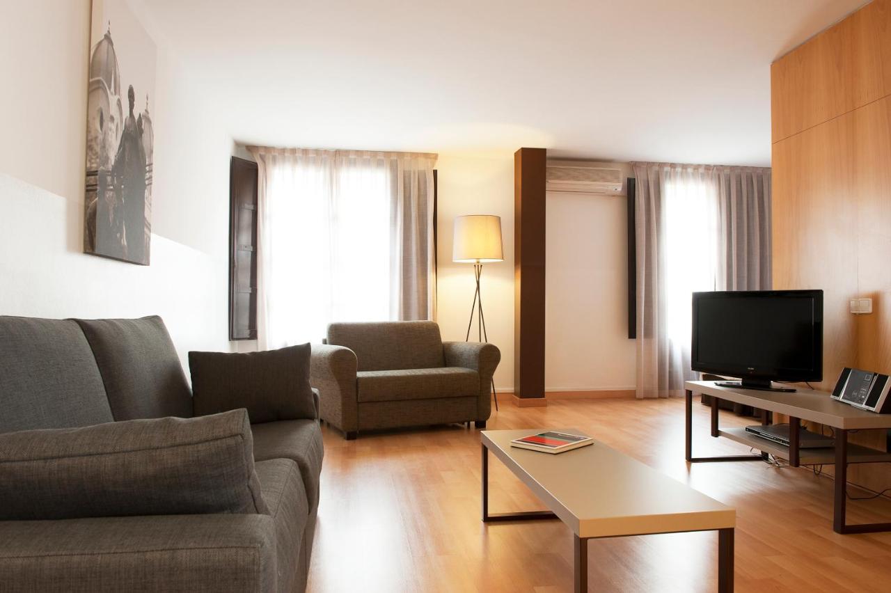 Aspasios Plaza Real Apartments, Barcelona – Updated 2022 Prices