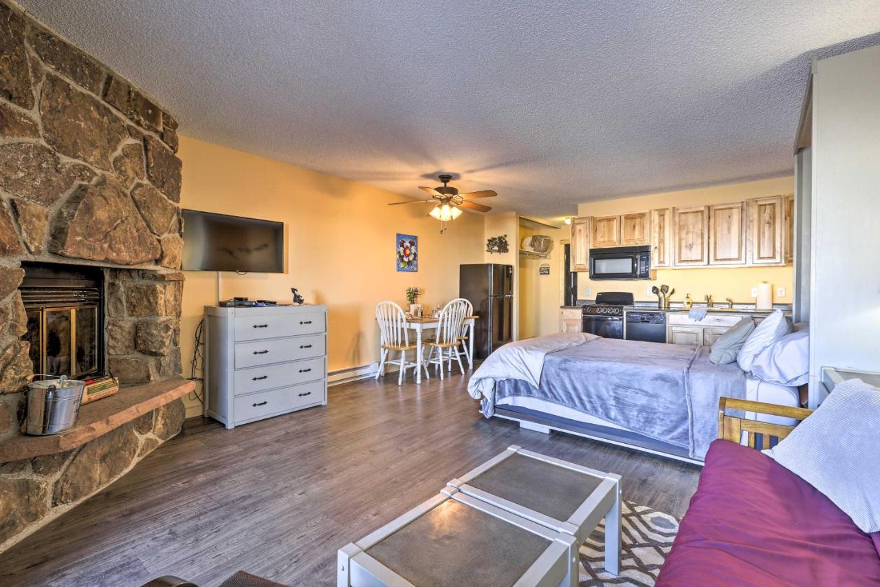 Studio with Resort Amenities 2 Mi to Granby Ranch!
