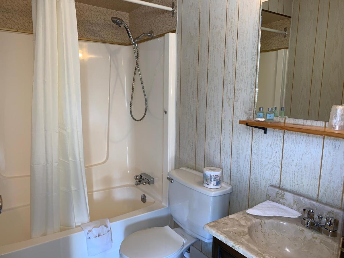 Greenwood Motel — photo 22