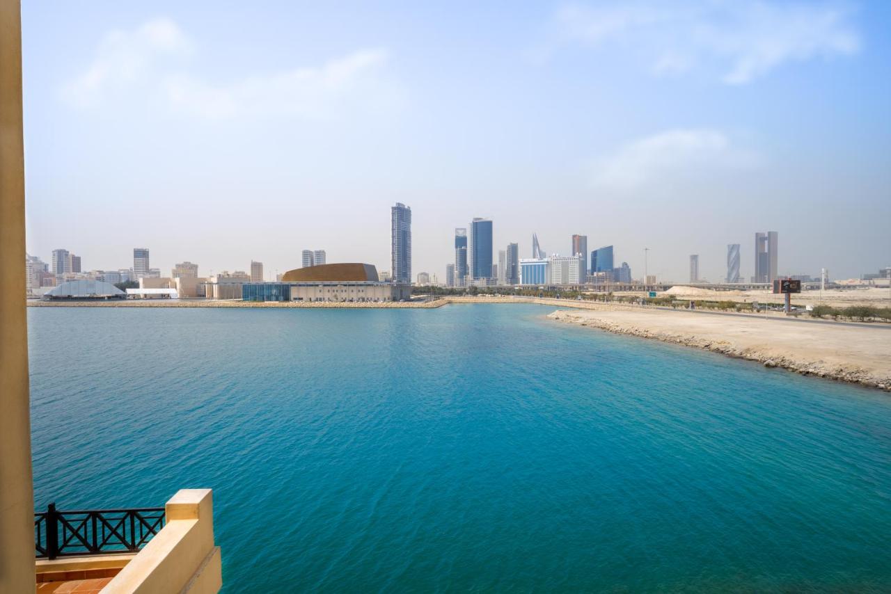 Novotel Bahrain Al Dana Resort photo