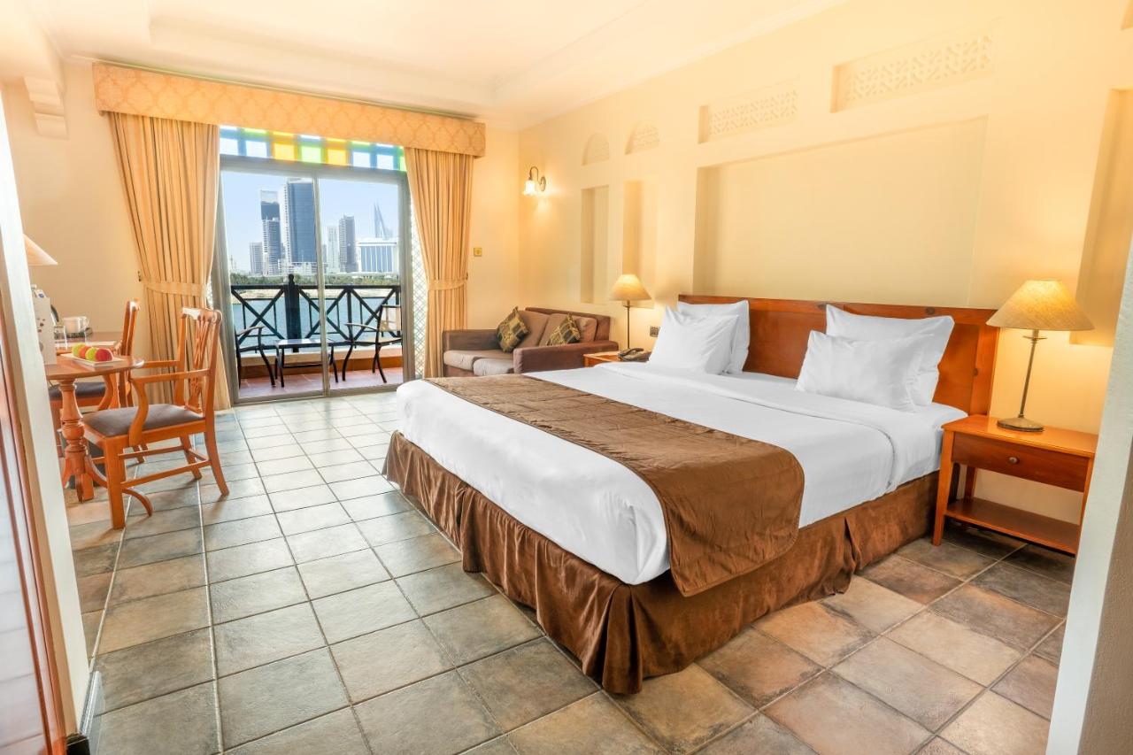 Novotel Bahrain Al Dana Resort photo