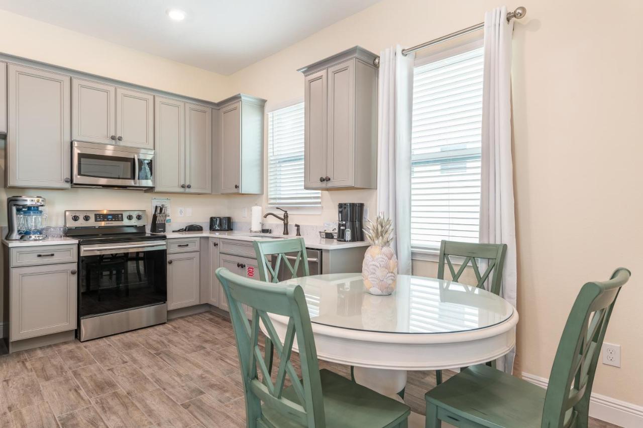 Vacation Station Cottage @ Margaritaville Resort Orlando — photo 19