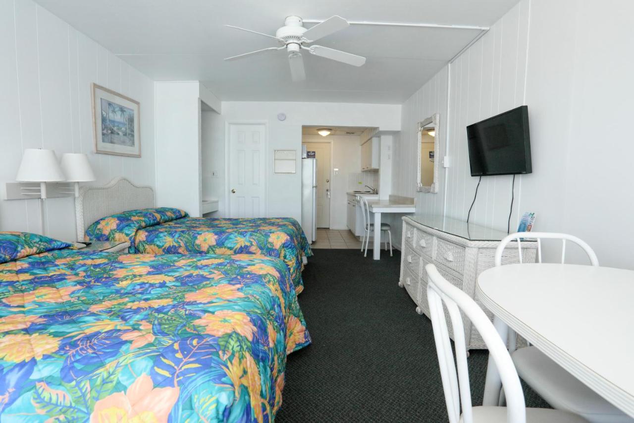 Commander by the Sea Motel — photo 19