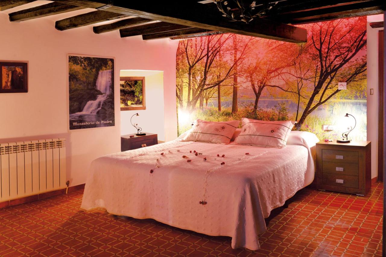 Casa Rural Bodega de los Lobera (España Munébrega) - Booking.com