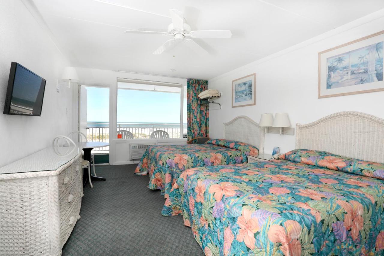 Commander by the Sea Motel — photo 16