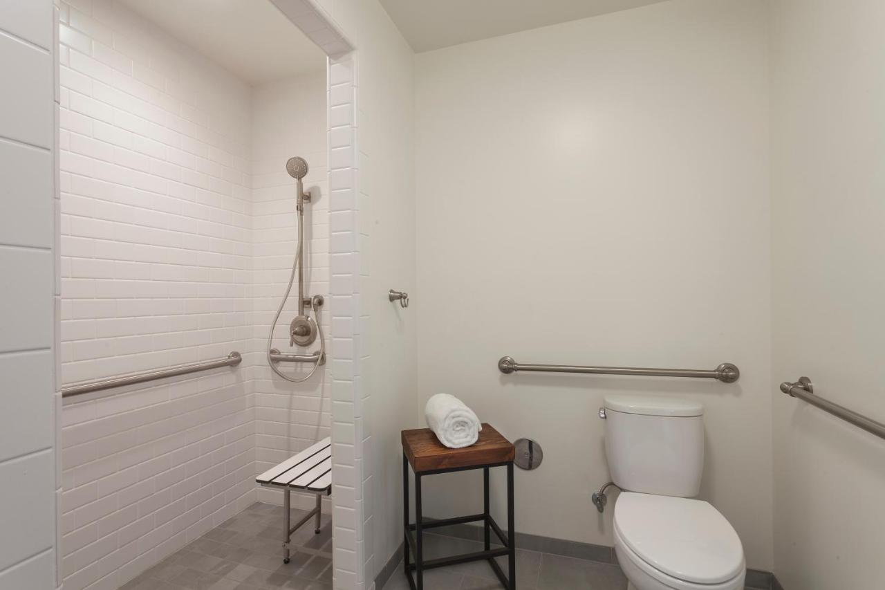La Playa Inn Santa Barbara — photo 24