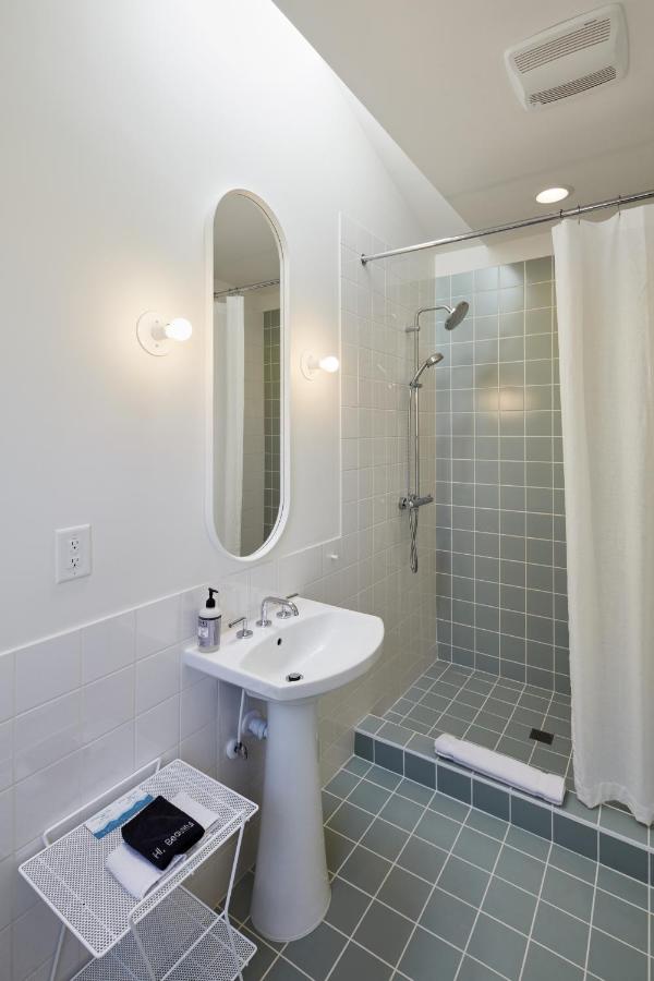 TRAVEL HOUSE RALEIGH — photo 8