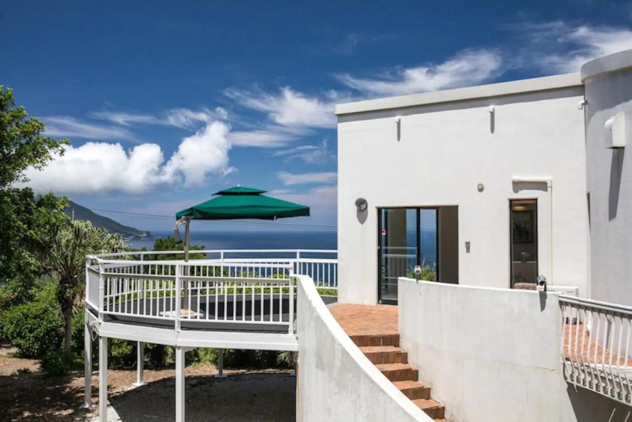 オーシャンビューの貸別荘 八丈島180 Hachijyojima 180 A Fine And Private Villa For You 八丈町 Booking Com オーシャンビューの貸別荘 八丈島180 Hachijyojima 180 A Fine And Private Villa For You 八丈町 Booking Com