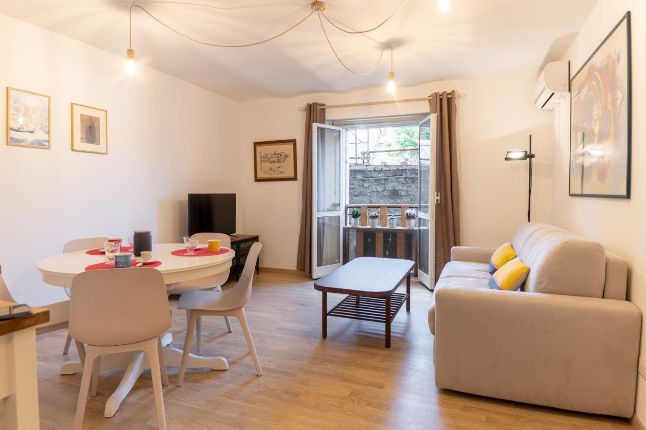 Domus Domi Barberini Sq. - 4