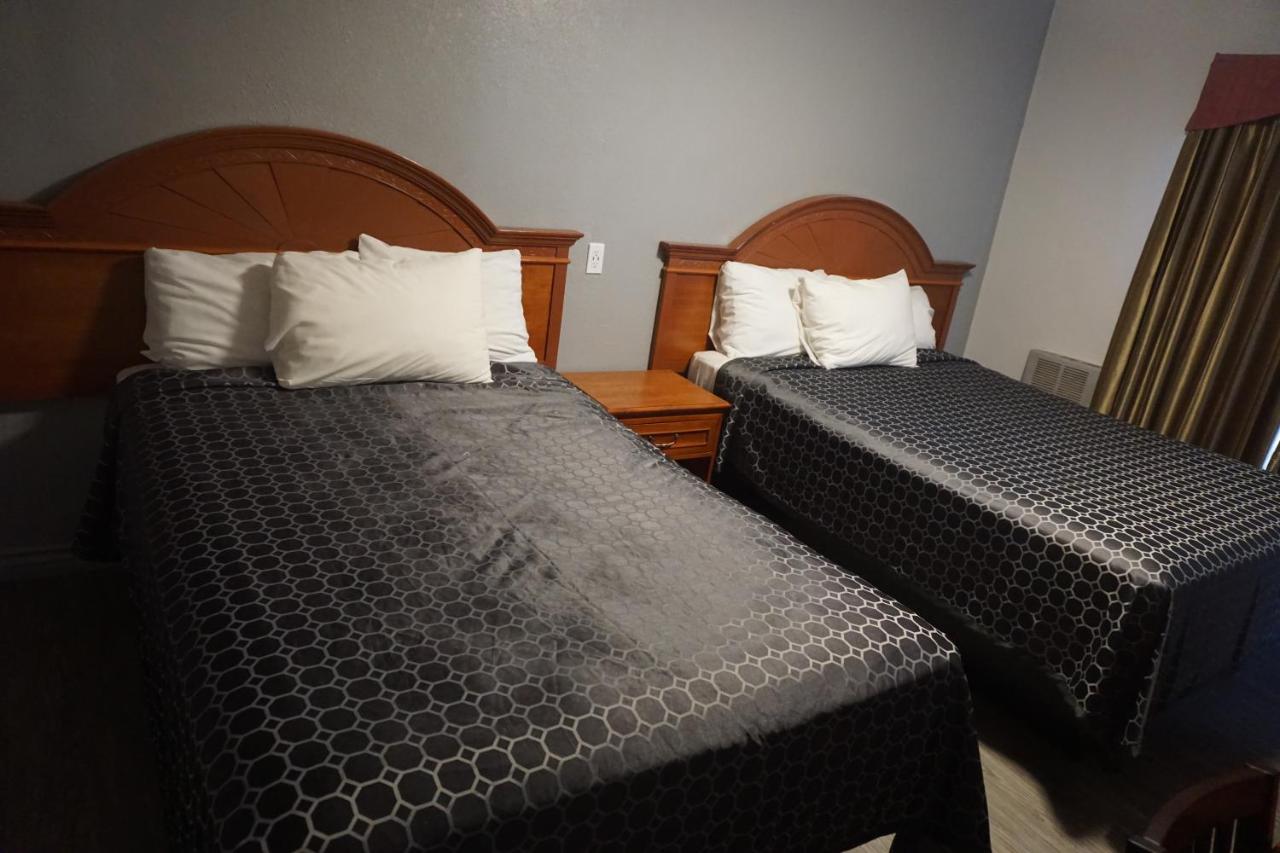Las Palmas Motel — photo 6