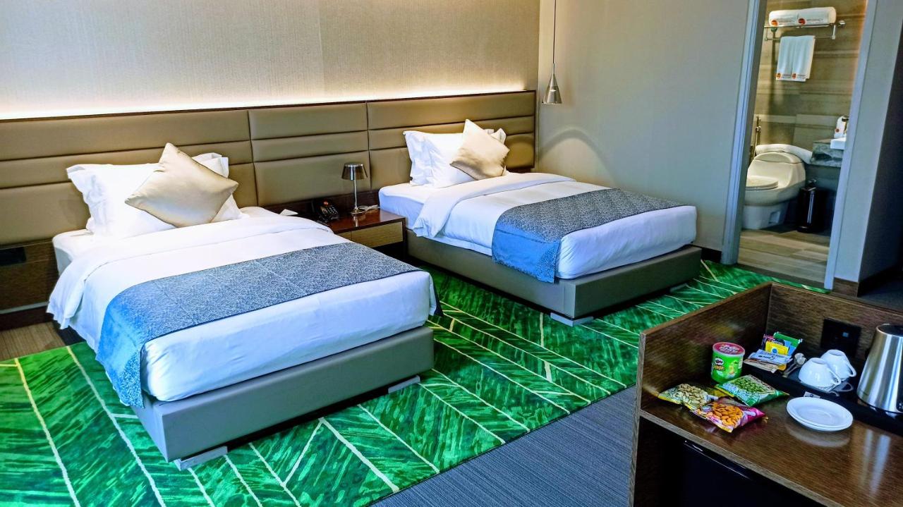 Hotel Omni Residency Dhaka photo