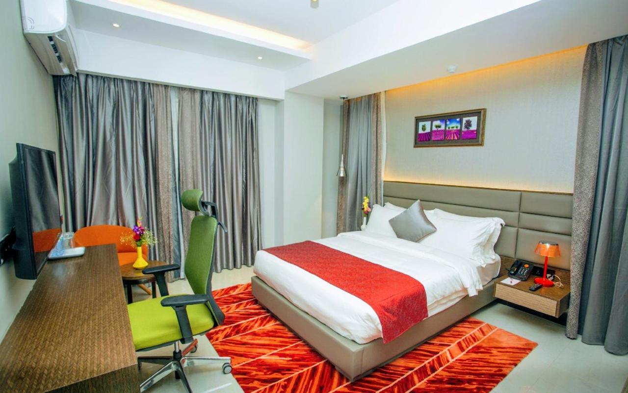 Hotel Omni Residency Dhaka photo