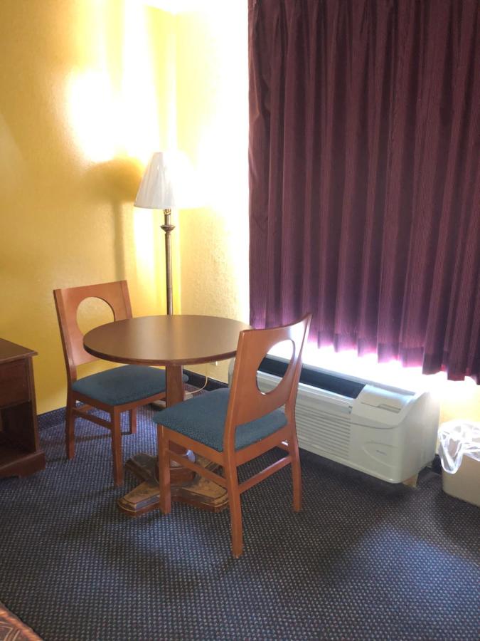 Capital inn — photo 16