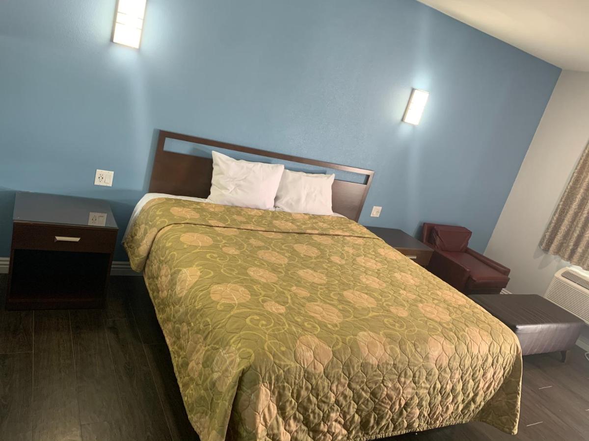 Crescent Inn — photo 16