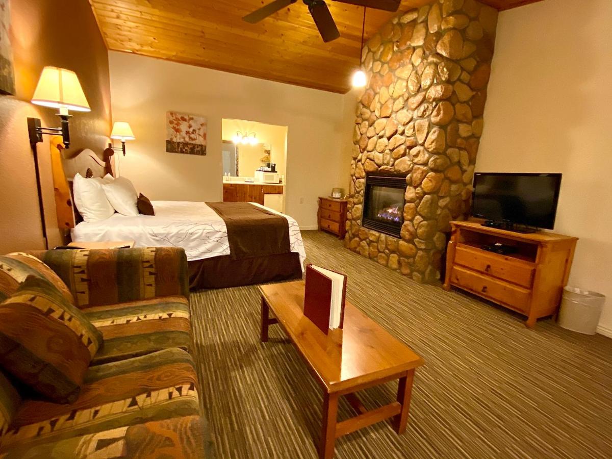 Majestic Mountain Inn — photo 6