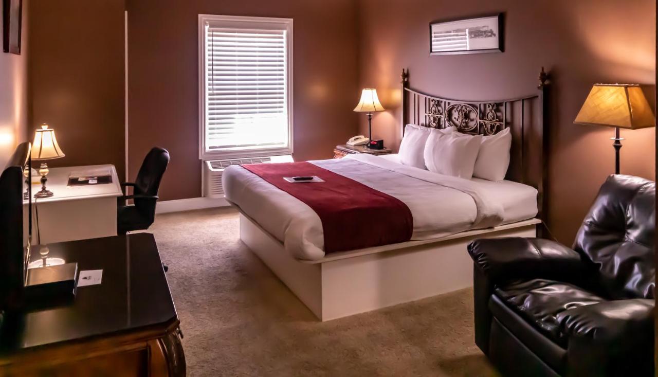 Depot Inn & Suites — photo 21