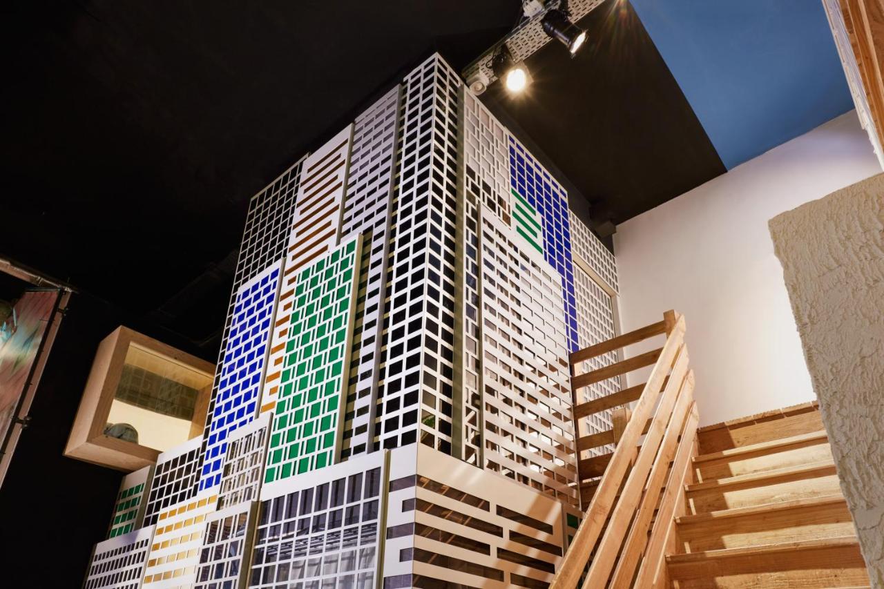 Hotel Not Hotel Amsterdam - 4