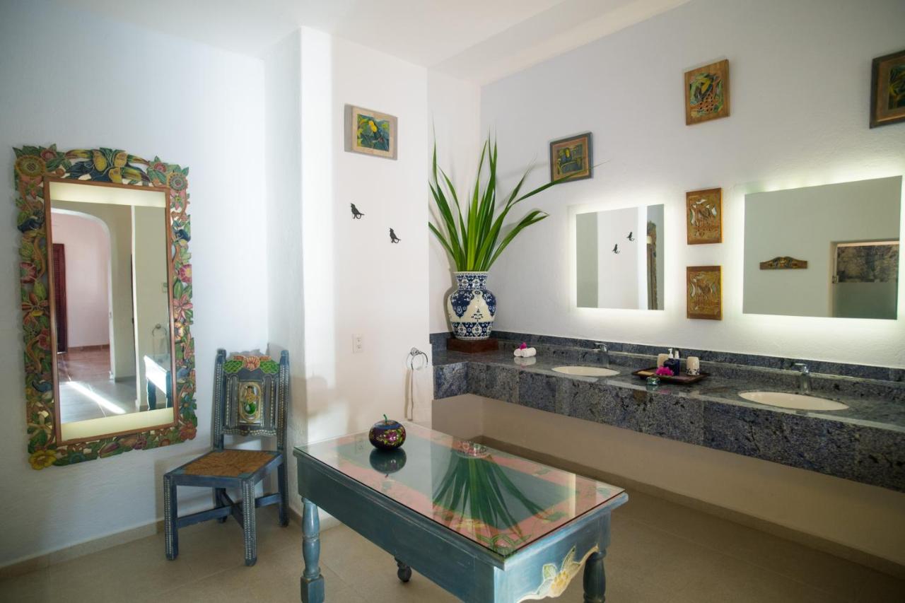 La Casa Que Canta photo
