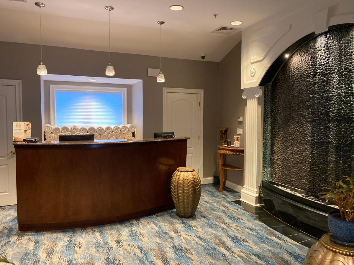 Water's Edge Resort & Spa — photo 24