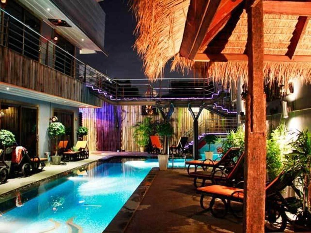 Nicky's Handlebar - 4