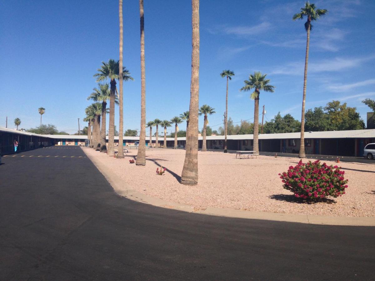 Sunland Motel Mesa — photo 19