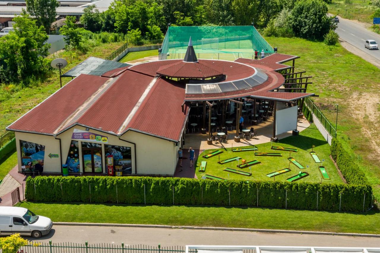 Aqua Nevis Hotel & Aqua Park - All Inclusive photo