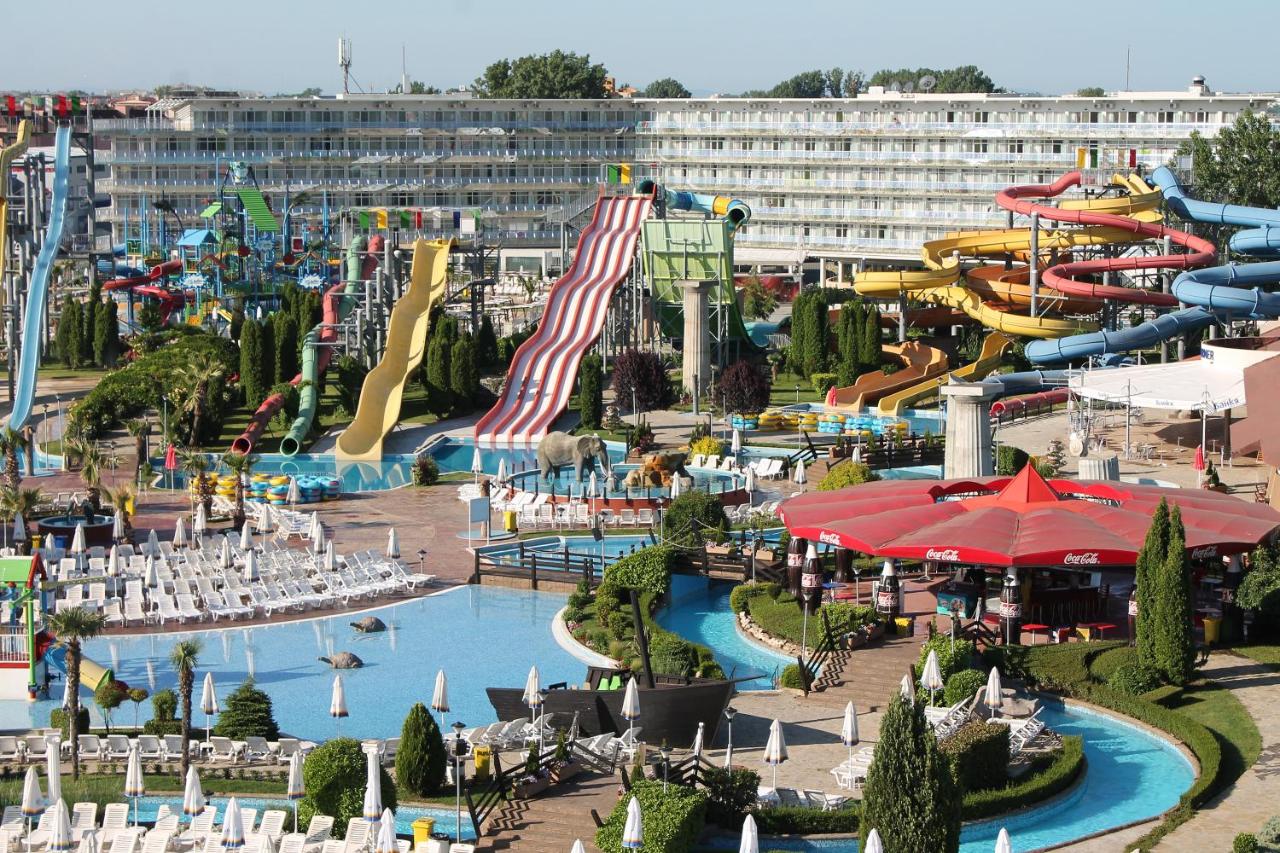 Hotel Aqua Nevis Club & Aquapark