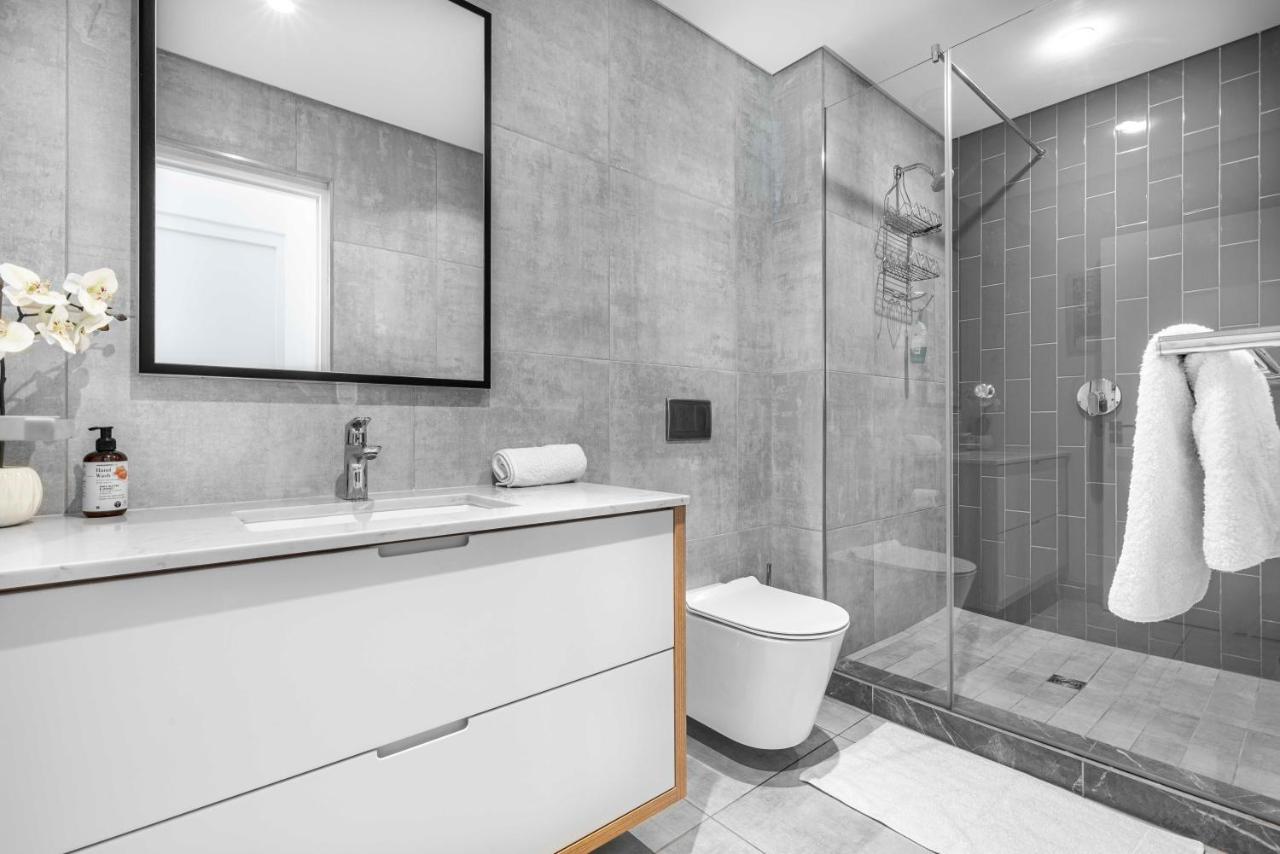 Strand Beach, Magnificent Apartment Sea Point - 4