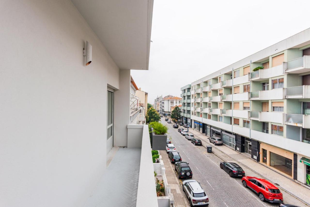 AMAZING DUPLEX - Mid Century Experience & PARKING - 2