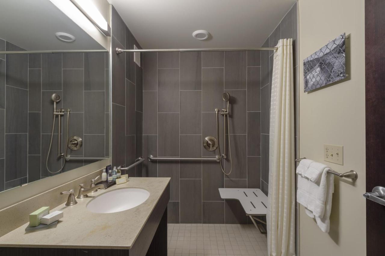 RIT Inn & Conference Center — photo 3