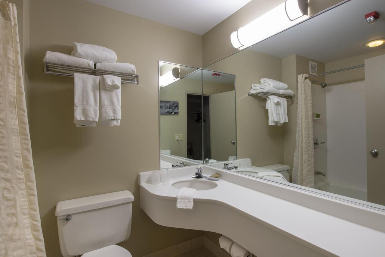 RIT Inn & Conference Center — photo 12