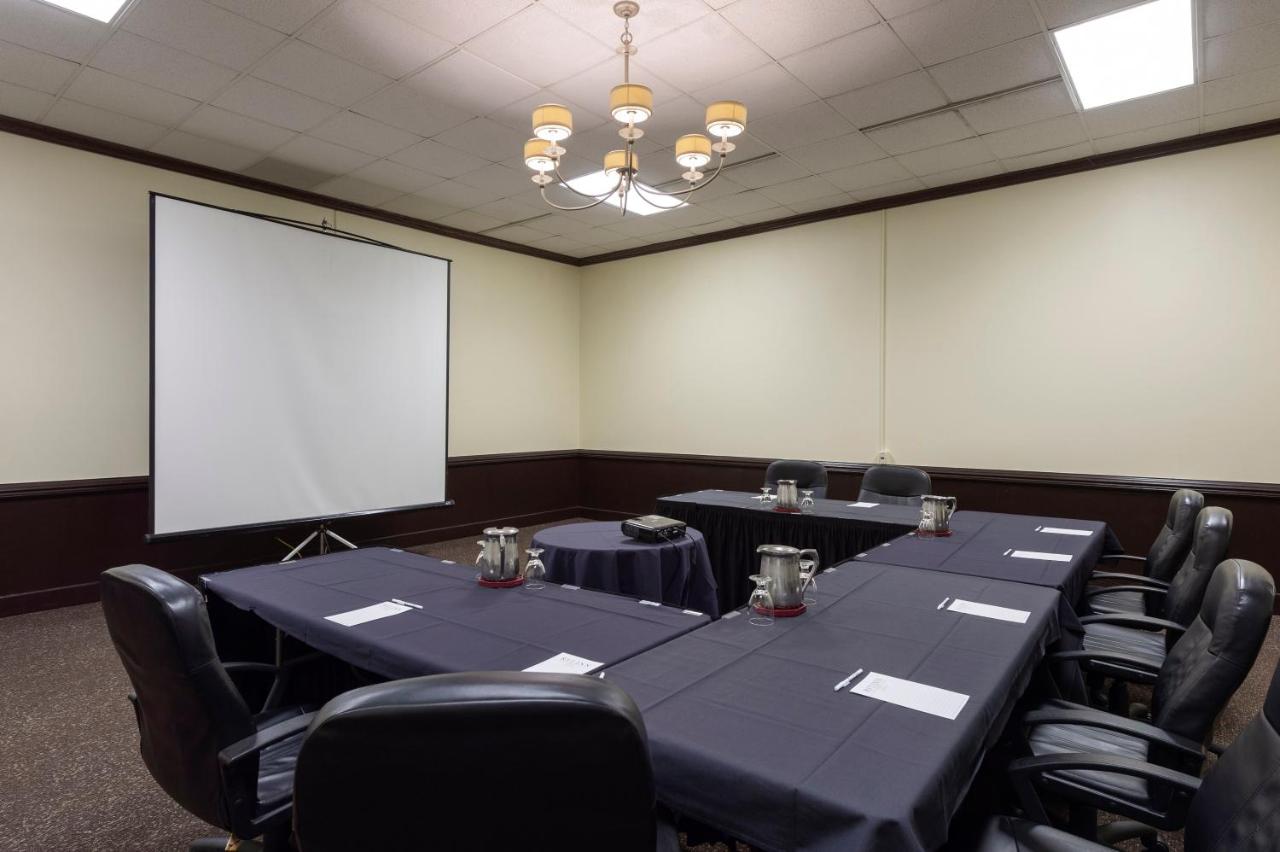 RIT Inn & Conference Center — photo 19