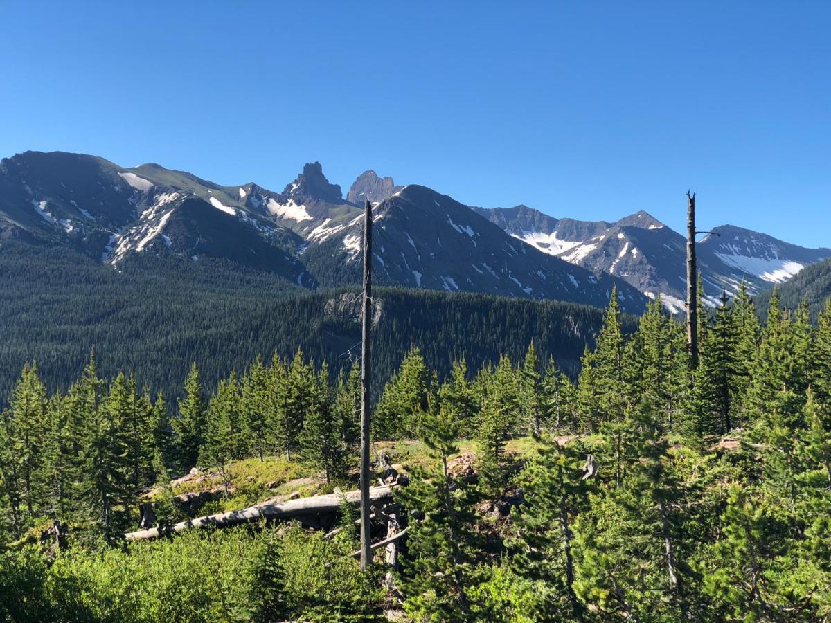 Antlers Lodge — photo 20