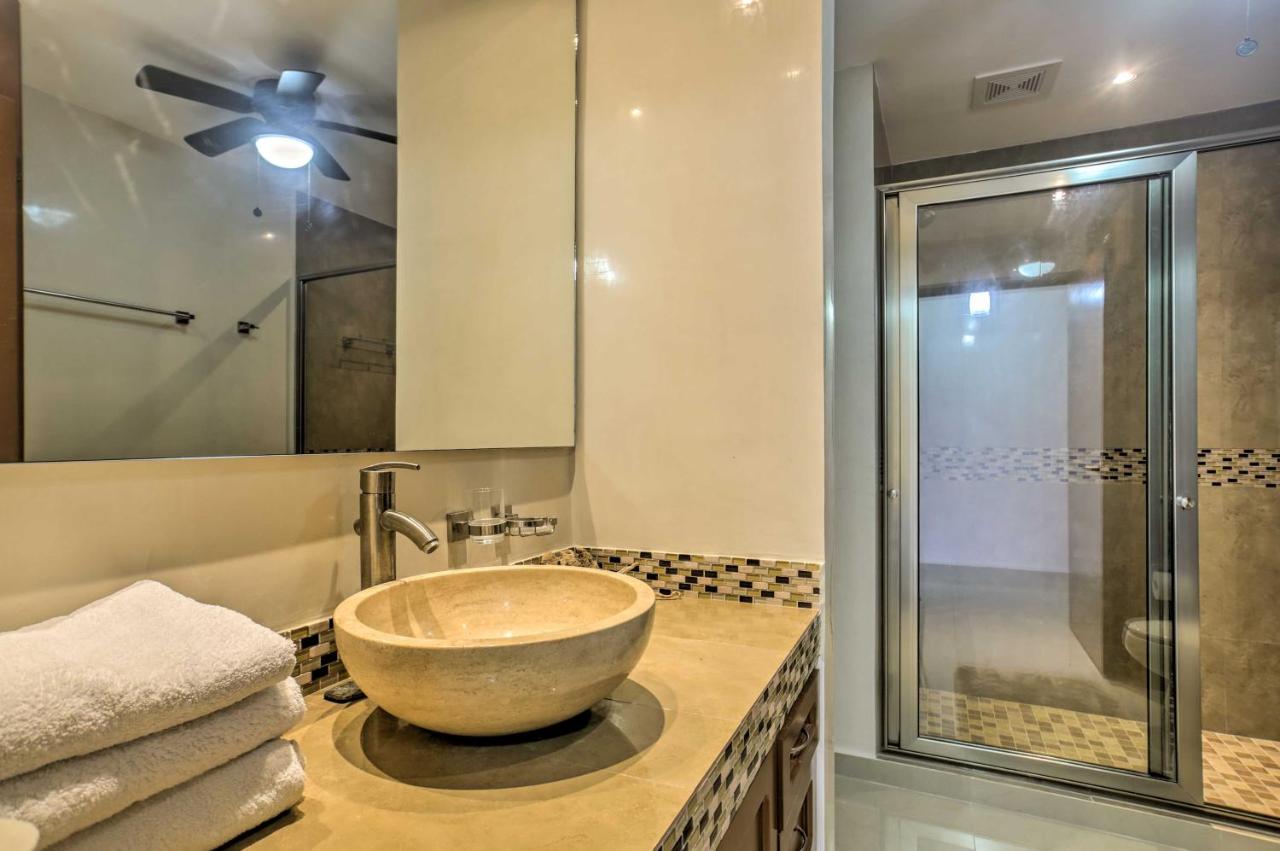 Private Balcony with Views Oceanfront Cancun Condo! - 3