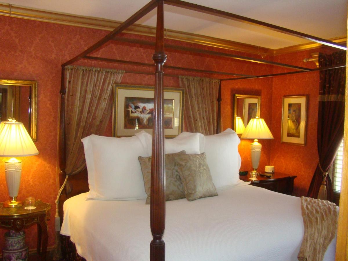 Village Green Bed & Breakfast — photo 14