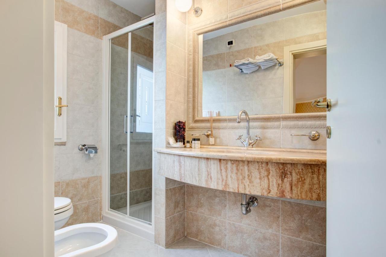 Hotel La Locanda photo