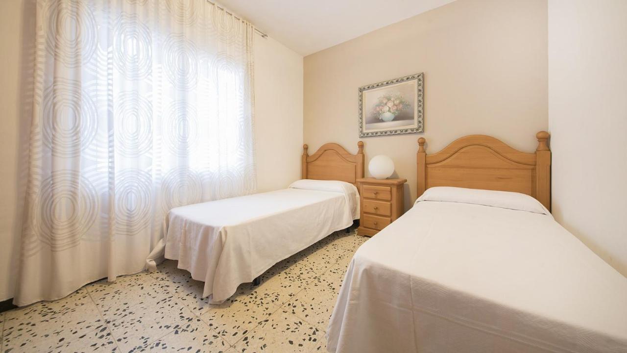 R28 APARTAMENTO MONTSERRAT 11-3, Calafell – Updated 2022 Prices