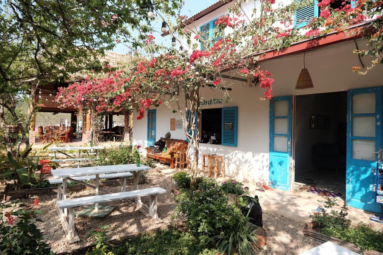 khong-gian-o-mama's-house