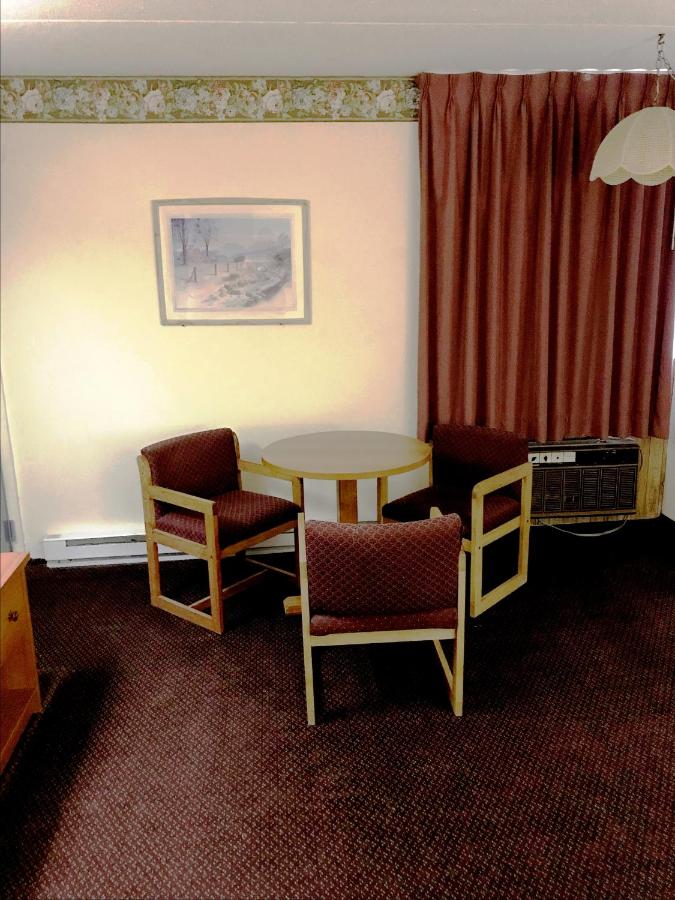 Adirondack Efficiencies — photo 9
