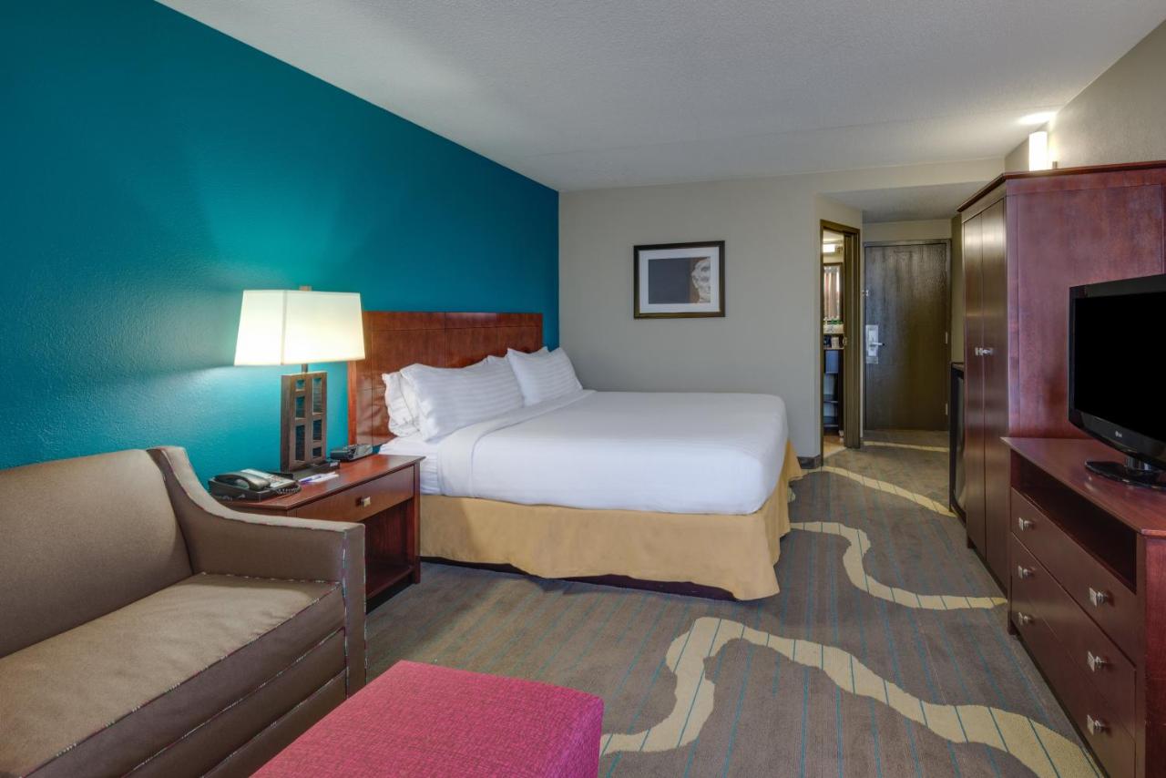 Holiday Inn Express Washington Dc East-Andrews Afb - Laterooms