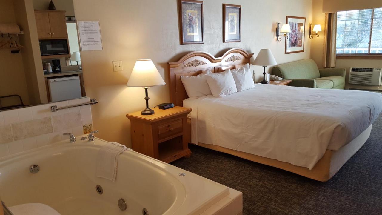 Homestead Suites - Fish Creek — photo 16